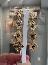 Carregar imagem no visualizador da galeria, Boucles d’oreilles en plaqué or et perles de miyuki
