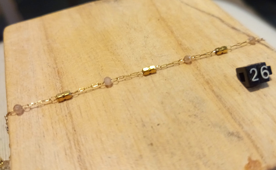 Bracelet chaîne réglable acier inoxydable doré perlé