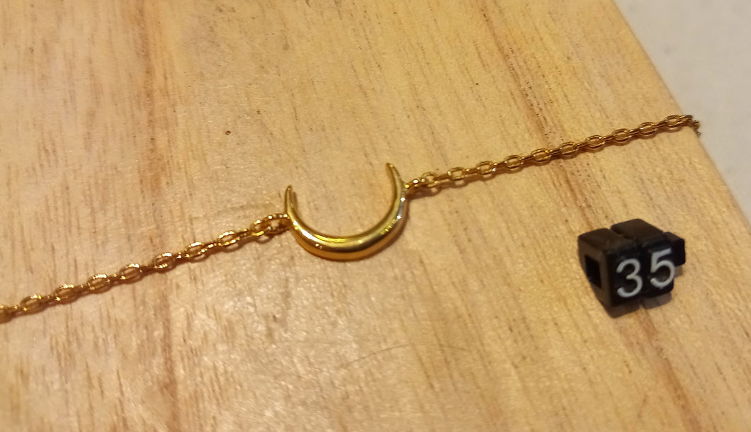 Bracelet chaîne réglable plaqué or demi-lune