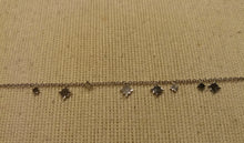 Load image into Gallery viewer, Bracelet chaîne réglable acier inoxydable doré ou argenté avec étoiles, soleils, pastilles ou gouttes lisses
