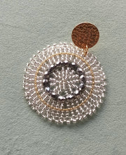 Carica l&#39;immagine nel visualizzatore di Gallery, Boucles d&#39;oreilles plaqué or et perles de miyuki
