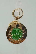 Cargar imagen en el visor de la galería, Boucles d&#39;oreilles médaille en plaqué or et perles de miyuki
